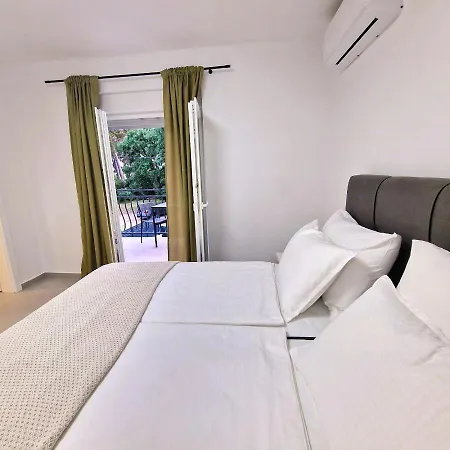 Brajkovic-near The Sea And Center