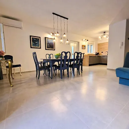 Brajkovic-near The Sea And Center 別荘