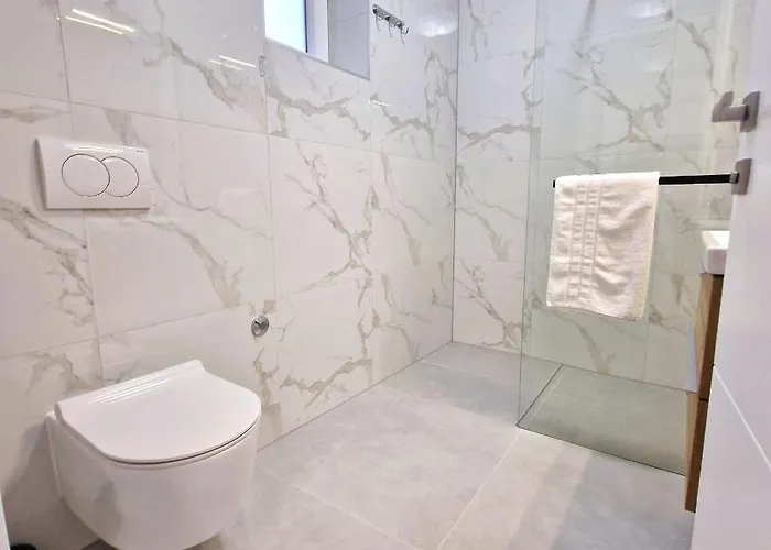 Brajkovic-near The Sea And Center Rovinj